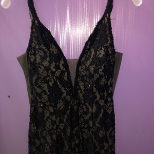 Black form fitting prom dress